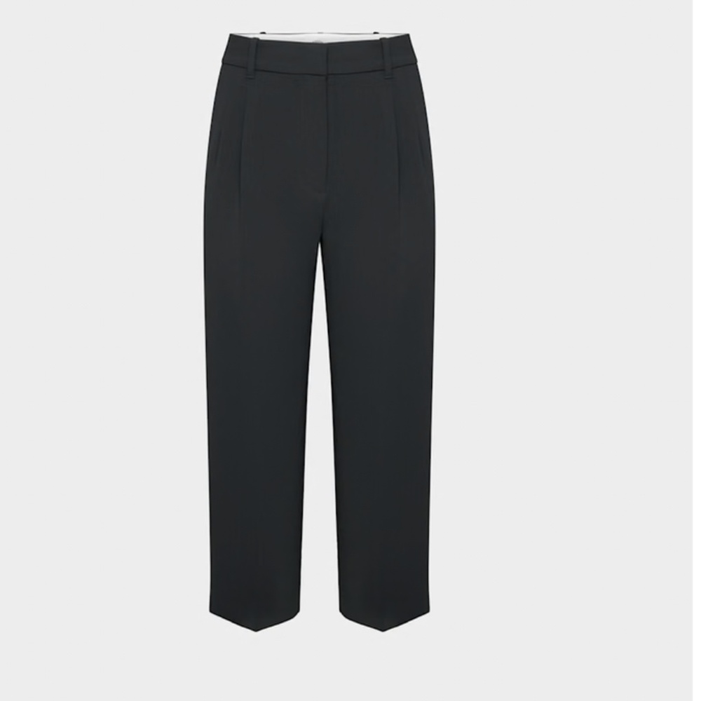 Aritzia The Effortless Pant Cropped (Black) #workpants #aritzia